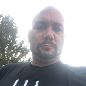 Meet your Posher, Johnathan